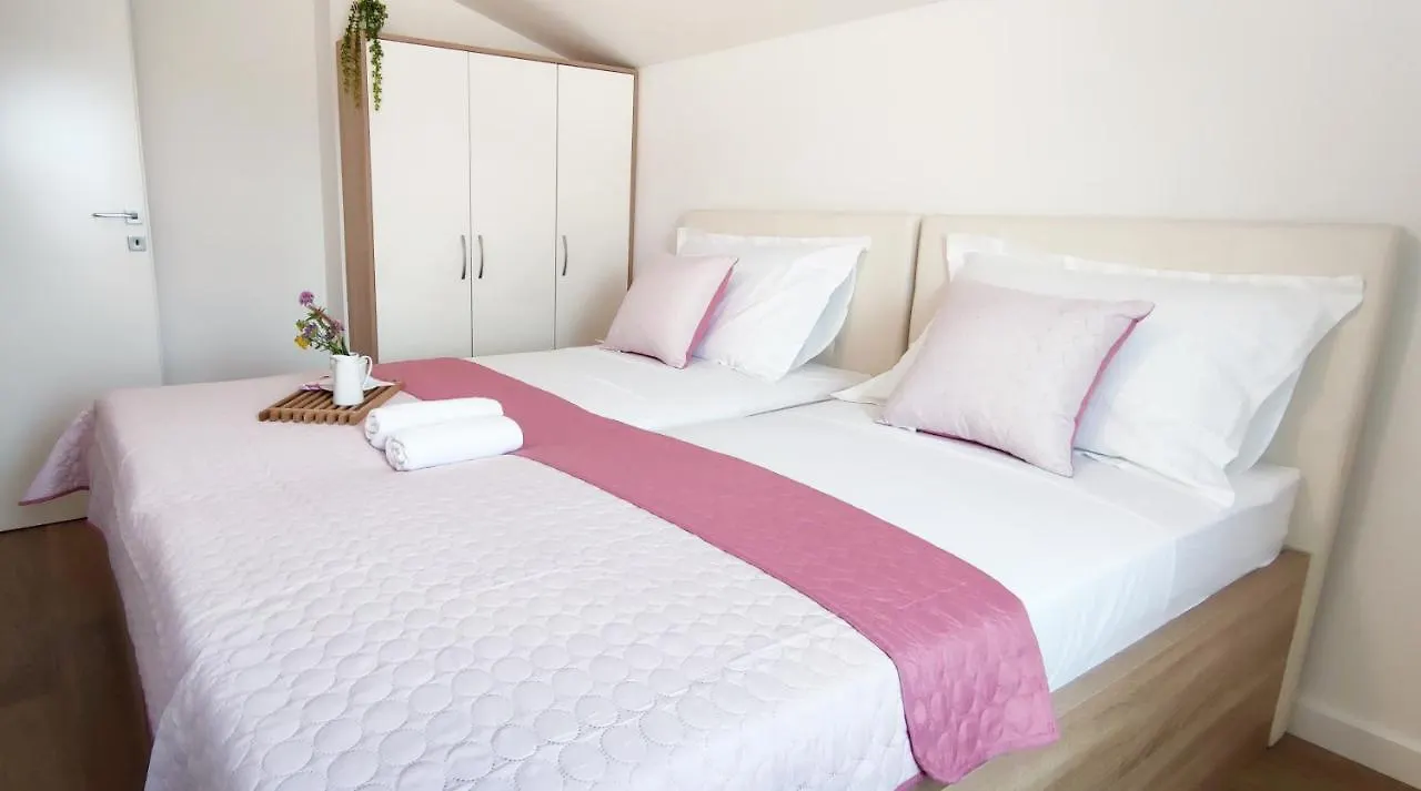 Villa White Rose Kastela Croatia