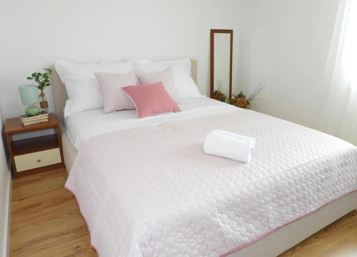 Villa White Rose Kastela
