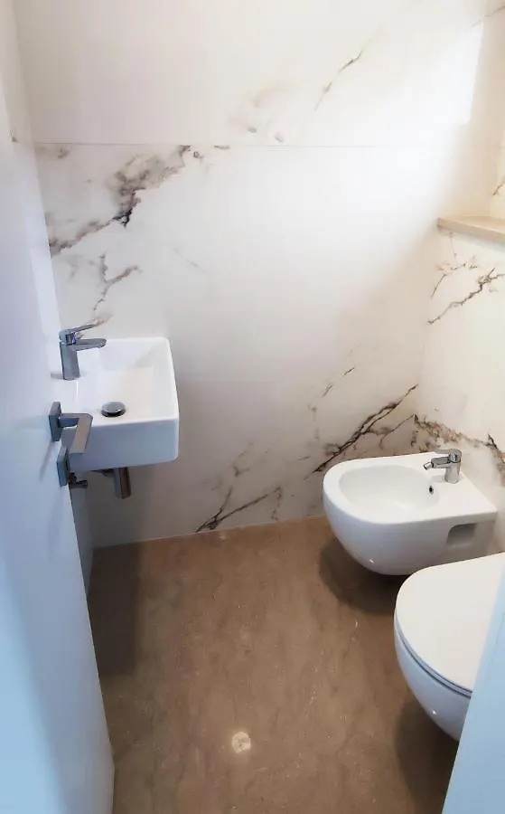 Villa White Rose Kastela