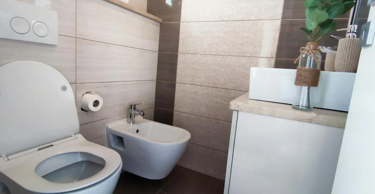 Villa White Rose Kastela
