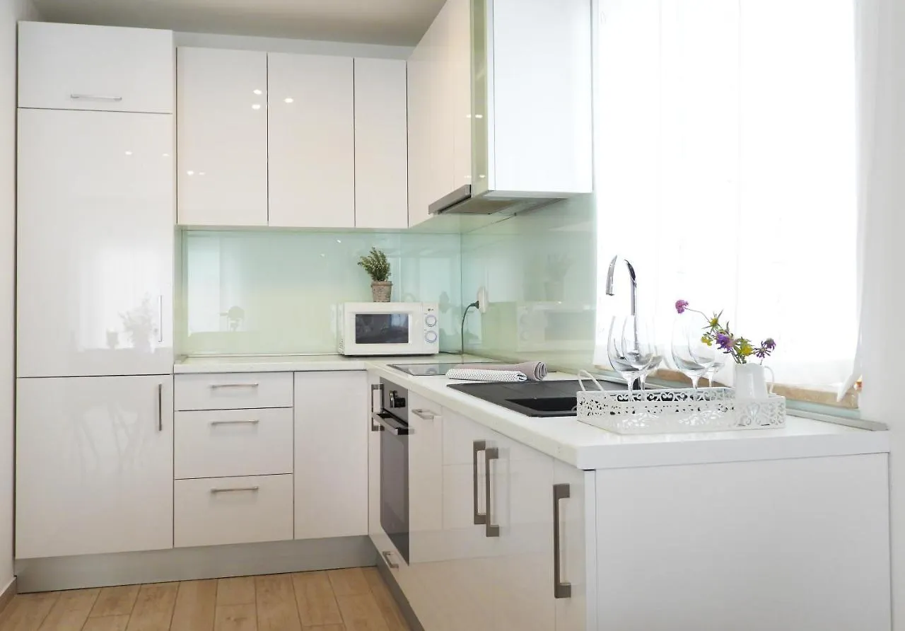 Villa White Rose Kastela